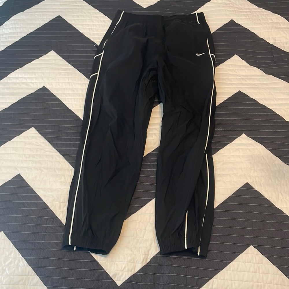 Nike vintage parachute sweatpants